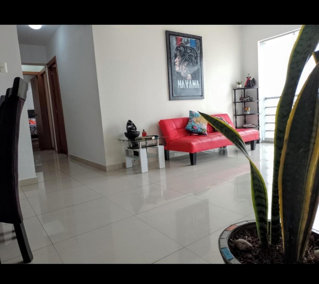 En El Centro Con Cochera ตรูคีโย ภายนอก รูปภาพ